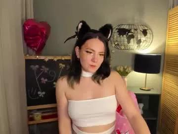 Gracieave webcams show profile image 