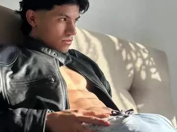 Photos of guts_x from Chaturbate is Freechat