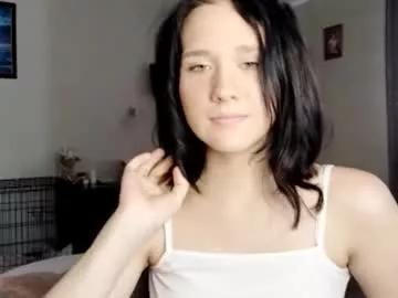 Gwendachargois webcams show profile image 