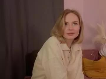 Gwenkevwitch webcams show profile image 