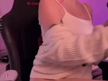 h2h0e from Chaturbate