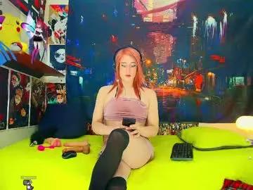 Discover our girls online shows and discover the company of countless livestreamers, with stunning shapes, sex toys and more.