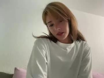 hannahinto from Chaturbate