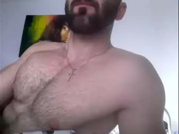 happyguy00000 from Chaturbate