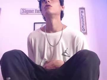 harrythomson1 from Chaturbate