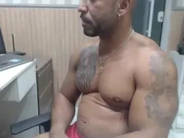 hebertgomes from Chaturbate