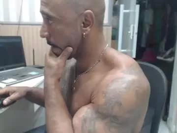 hebertgomes from Chaturbate