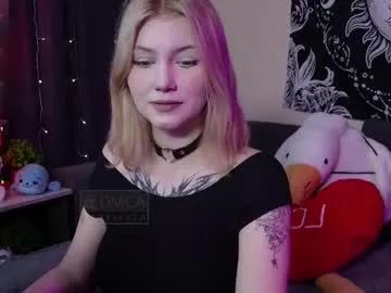 hellenhornny from Chaturbate