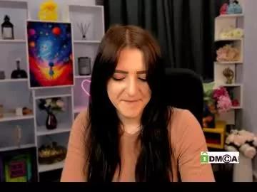 helli_belli from Chaturbate