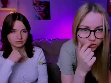helli_belli from Chaturbate