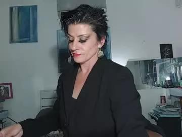 hellocleo40 from Chaturbate
