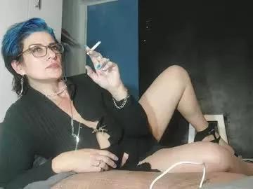 hellocleo40 from Chaturbate