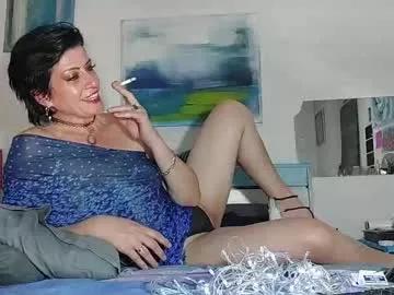 hellocleo40 from Chaturbate