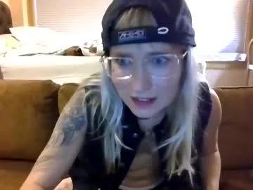 helltoheaven22 from Chaturbate