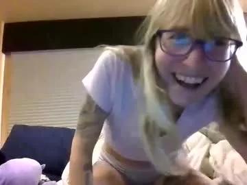Helltoheaven22 webcams show profile image 