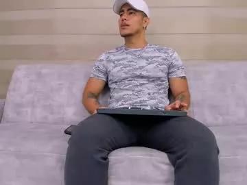heteros_men from Chaturbate