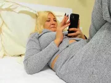 heyheygrey from Chaturbate