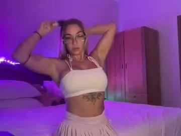 hiiandrea from Chaturbate