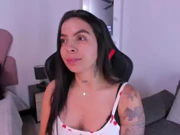 hillary_jones from Chaturbate