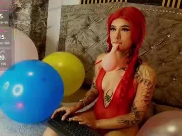 hillsdandarkie_44 from Chaturbate