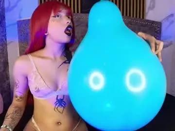 hillsdandarkie_44 from Chaturbate