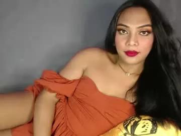 holliescarlet from Chaturbate