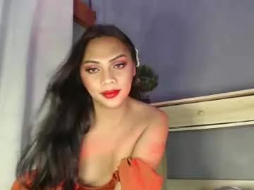 holliescarlet from Chaturbate