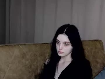 holliscoupea from Chaturbate