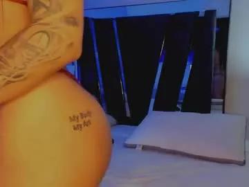 holly_29_m from Chaturbate