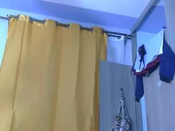 holly_molly11 from Chaturbate