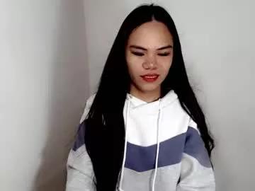 hollyhalo from Chaturbate