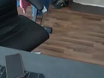 hollymollysucker from Chaturbate