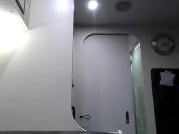 hooliganism33 from Chaturbate