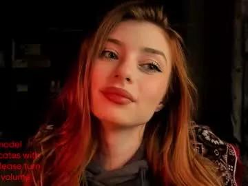 hoppypoppyy from Chaturbate