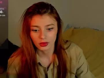 hoppypoppyy from Chaturbate