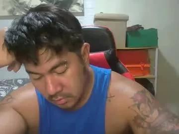 hothunkybear23 from Chaturbate