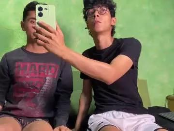 hott_boyz11 from Chaturbate