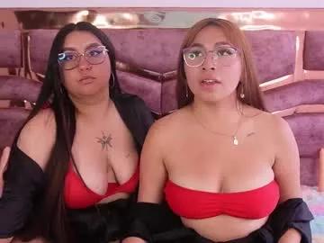 Discover our girls online shows and discover the company of countless livestreamers, with stunning shapes, sex toys and more.
