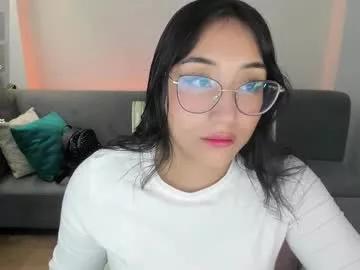 hottbee1 from Chaturbate