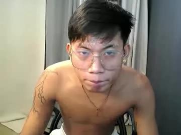 hugecockjames09 from Chaturbate is Freechat