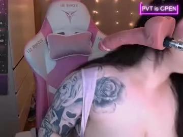 huggy_og from Chaturbate