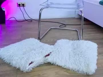 ilikeithaard from Chaturbate