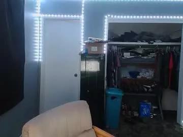 ineedlove1277 from Chaturbate