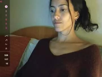 innocentlatiina from Chaturbate