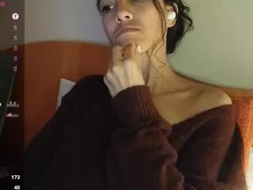 innocentlatiina from Chaturbate
