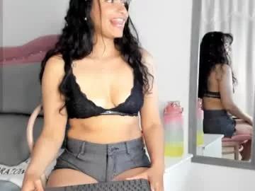 iris_evans__ from Chaturbate
