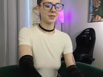iriss_miller from Chaturbate