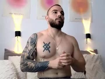 isaac_carter from Chaturbate
