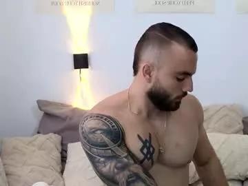 isaac_carter from Chaturbate