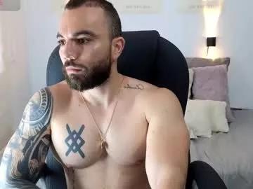 isaac_carter from Chaturbate